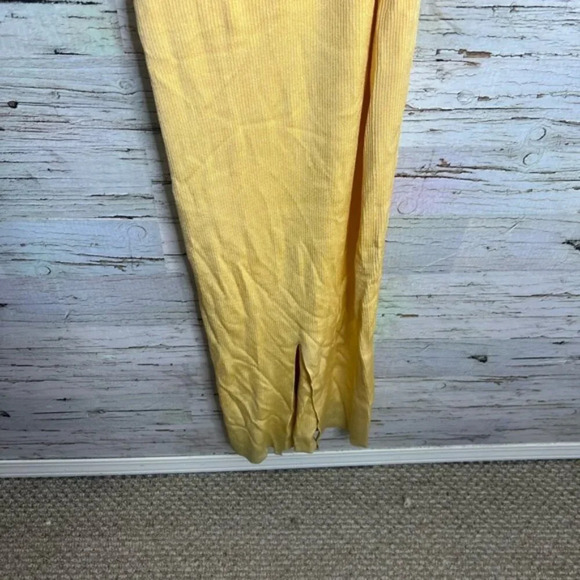 Auteur Joan Knit backless Maxi Dress in Mustard yellow medium - Picture 12 of 15